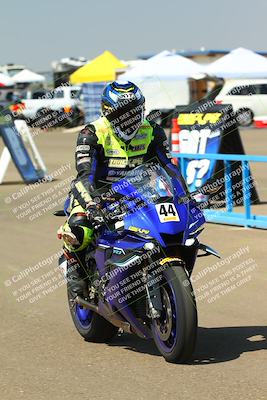 media/Sep-20-2025-TrackDaz (Sat) [[27f0cde673]]/Around the Pits/